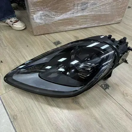 Porsche Cayenne III 9Y0 LED Headlight LH Left 2018-2023 Hella 9Y0941033AK