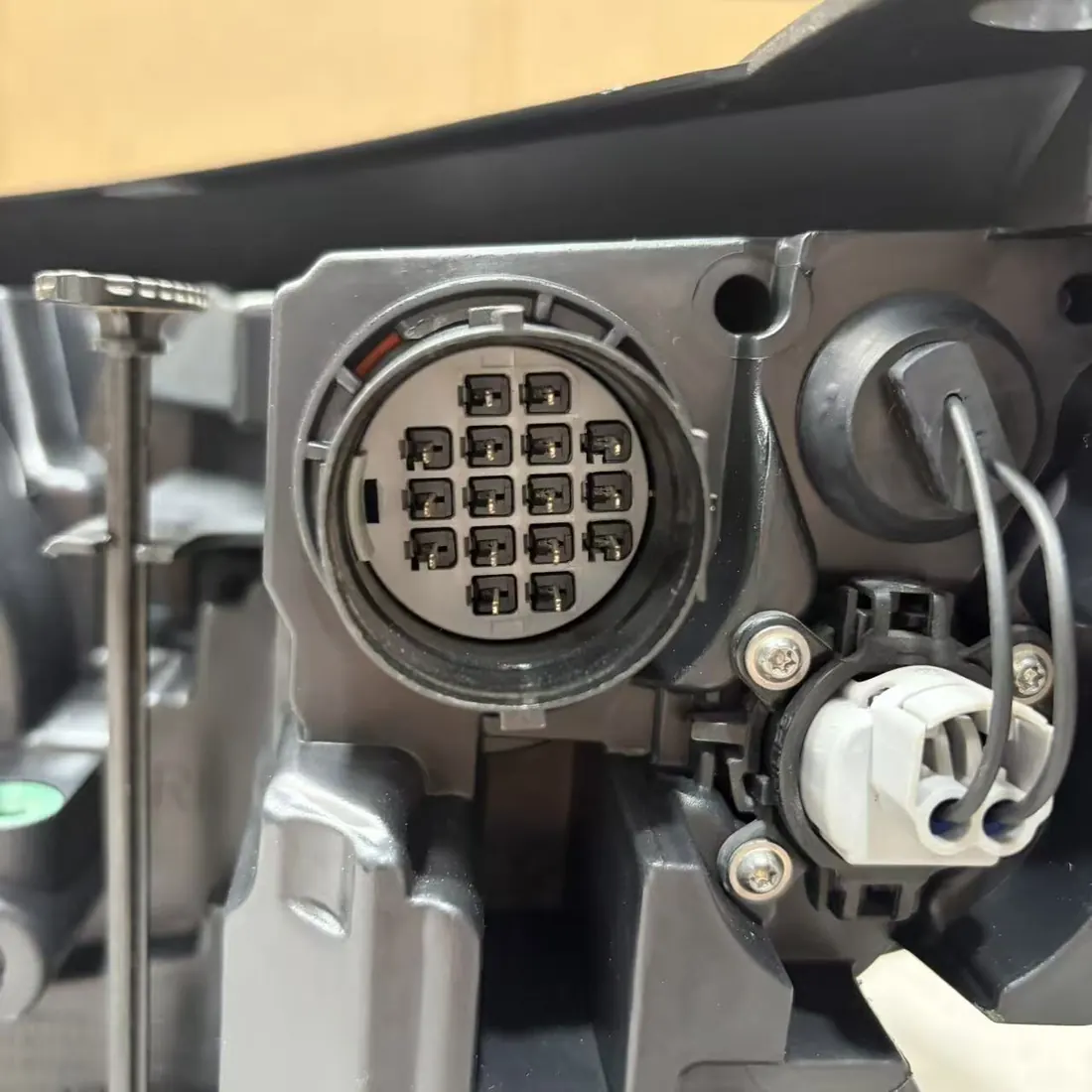Range Rover Evoque L538 2012-2015 RH AFS Bi-Xenon Headlight Complete With Modules thumbnail 4