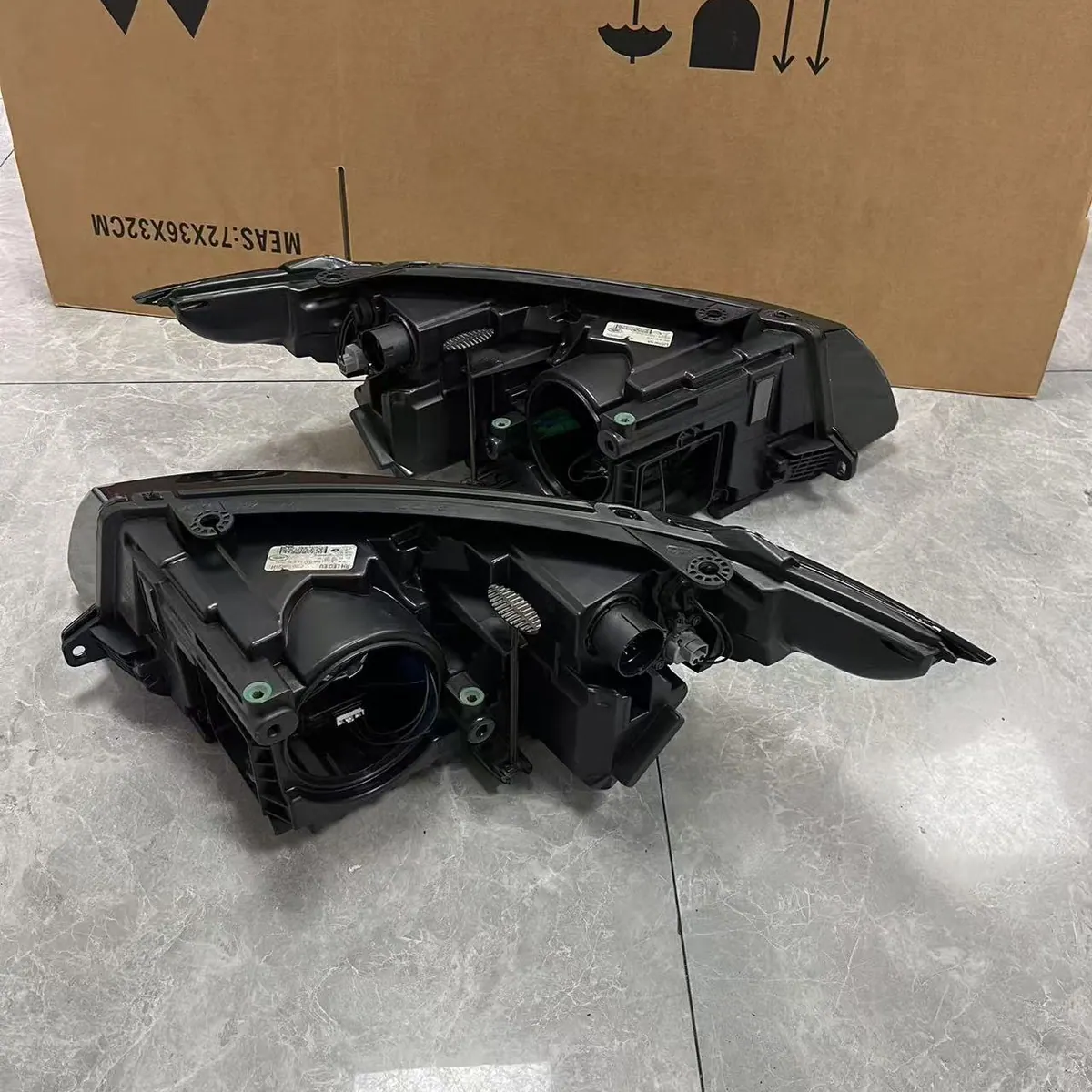 Range Rover Evoque L538 Headlight Assembly thumbnail 2