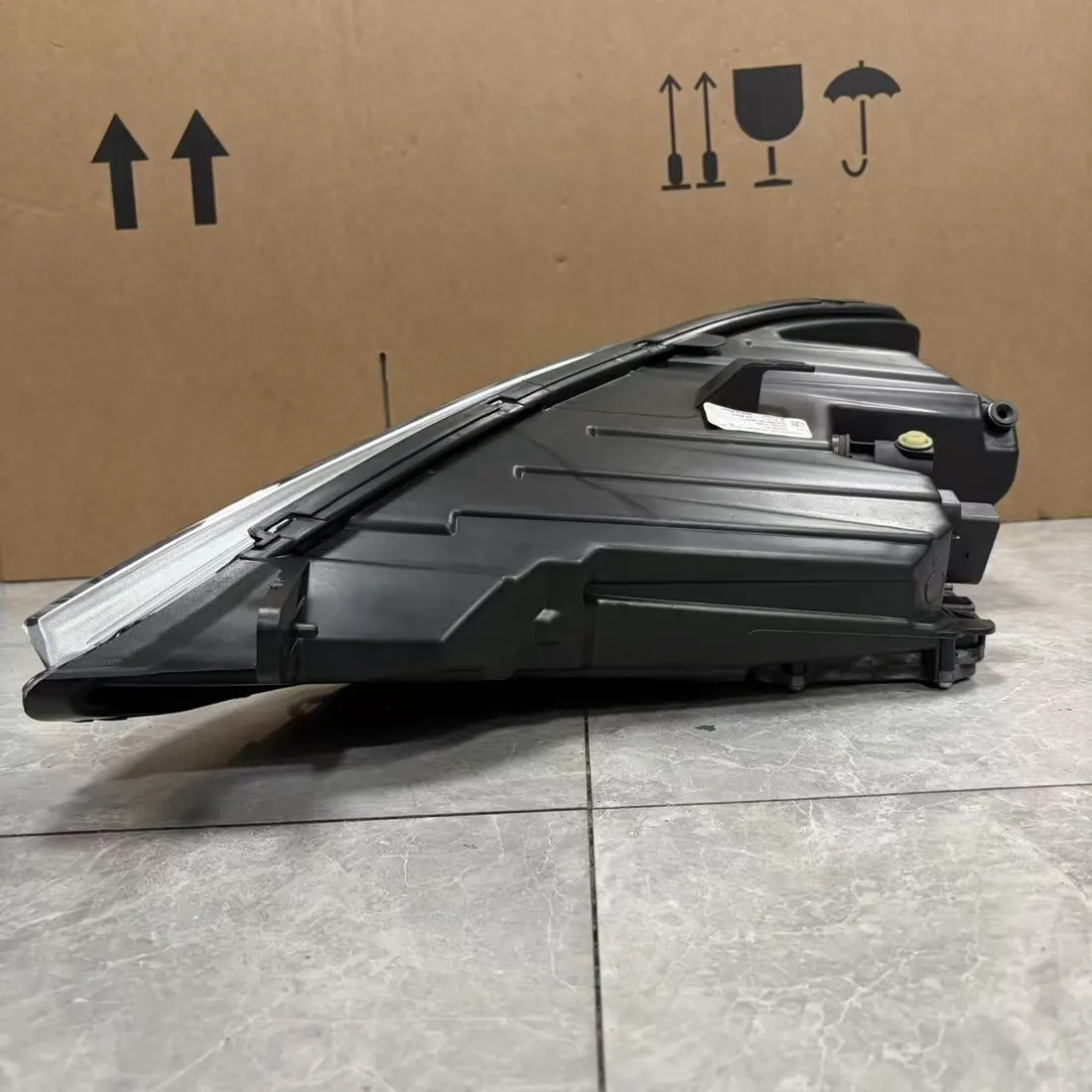 Tesla Model S Refresh Right LED Headlight ECE 1065046-00-C With Module thumbnail 5