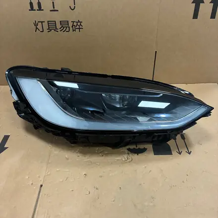 Tesla Model X Refresh 2021-2025 RH Global Matrix LED Headlight With Module 1800041-00-B