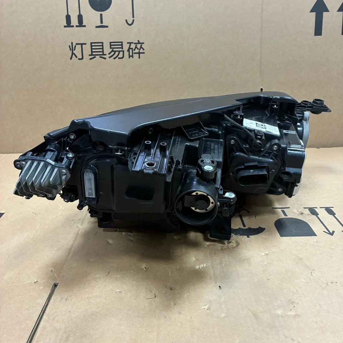 Volkswagen CC MQB 3GG 2018-2020 Pre-LCI LH LED Headlight With Modules 3GG941031 thumbnail 4