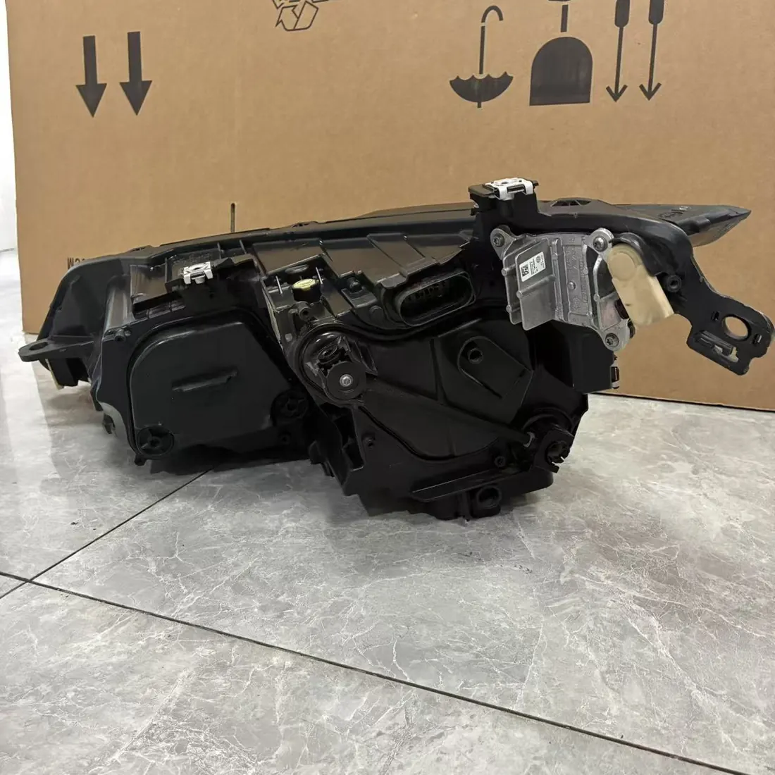 Volkswagen Golf 8 CD1 LED Headlight RH Right Side 2020-2023 Valeo 5H1941114A thumbnail 7