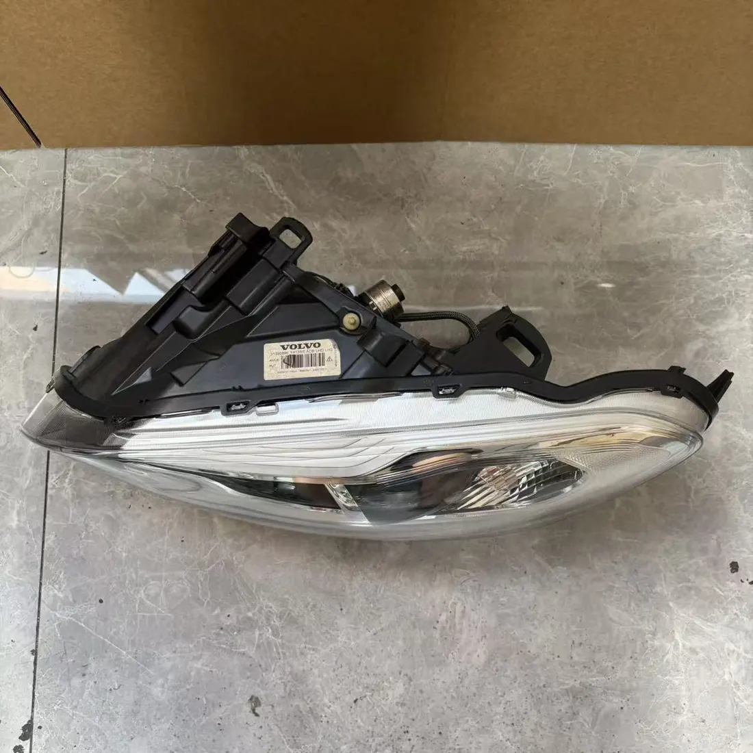 Volvo XC60 2014-2017 LH Active Bi-Xenon ABL Headlight 31395896 thumbnail 6