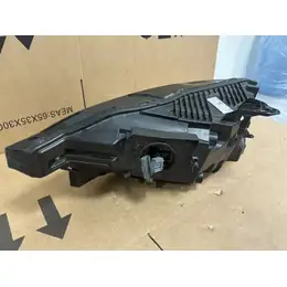 Volvo XC60 II 2021-2024 Right MID LED Headlight ZKW 32337379 thumbnail 6