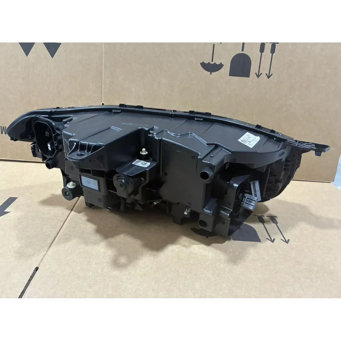 Volvo XC90 II 2019-2021 Left Full LED Active High Beam Headlight 32342482 thumbnail 5