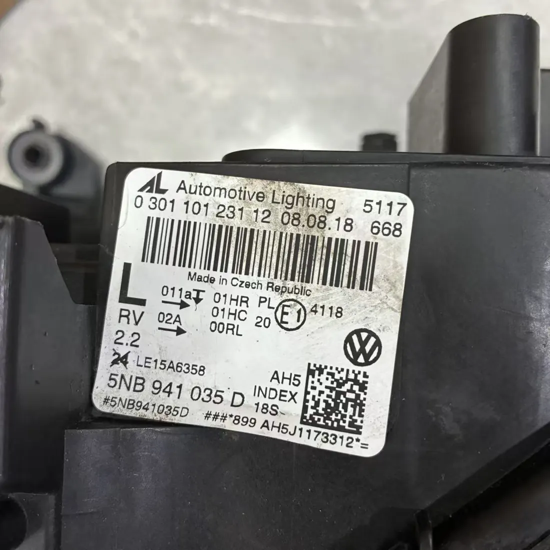 VW Tiguan II AD1 2016-2020 Left Full LED Headlight 5NB941035D thumbnail 3