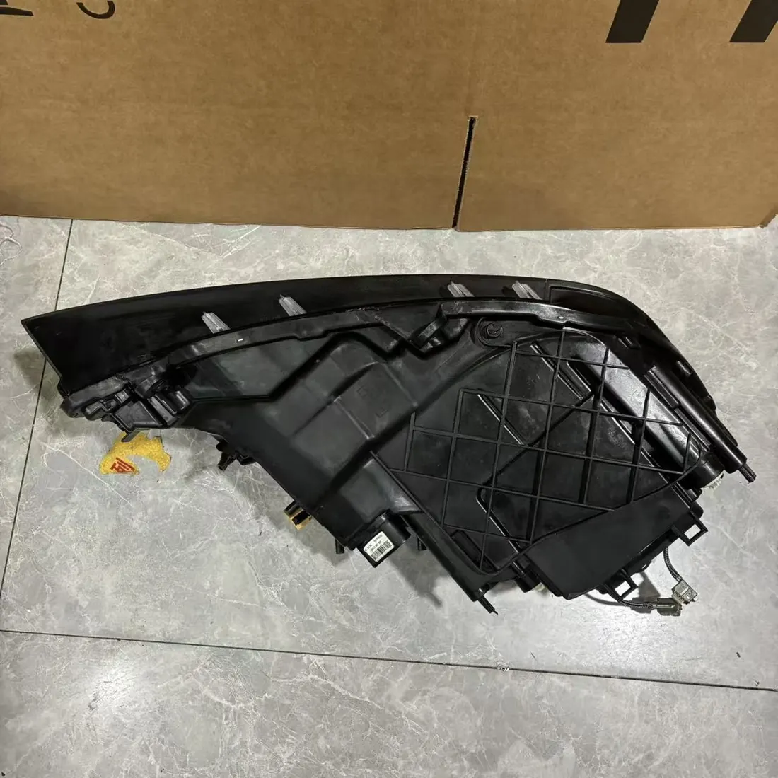 VW Touareg 7P Facelift 2015-2018 Left Bi-Xenon LED DRL Headlight 7P1941751B HELLA thumbnail 3
