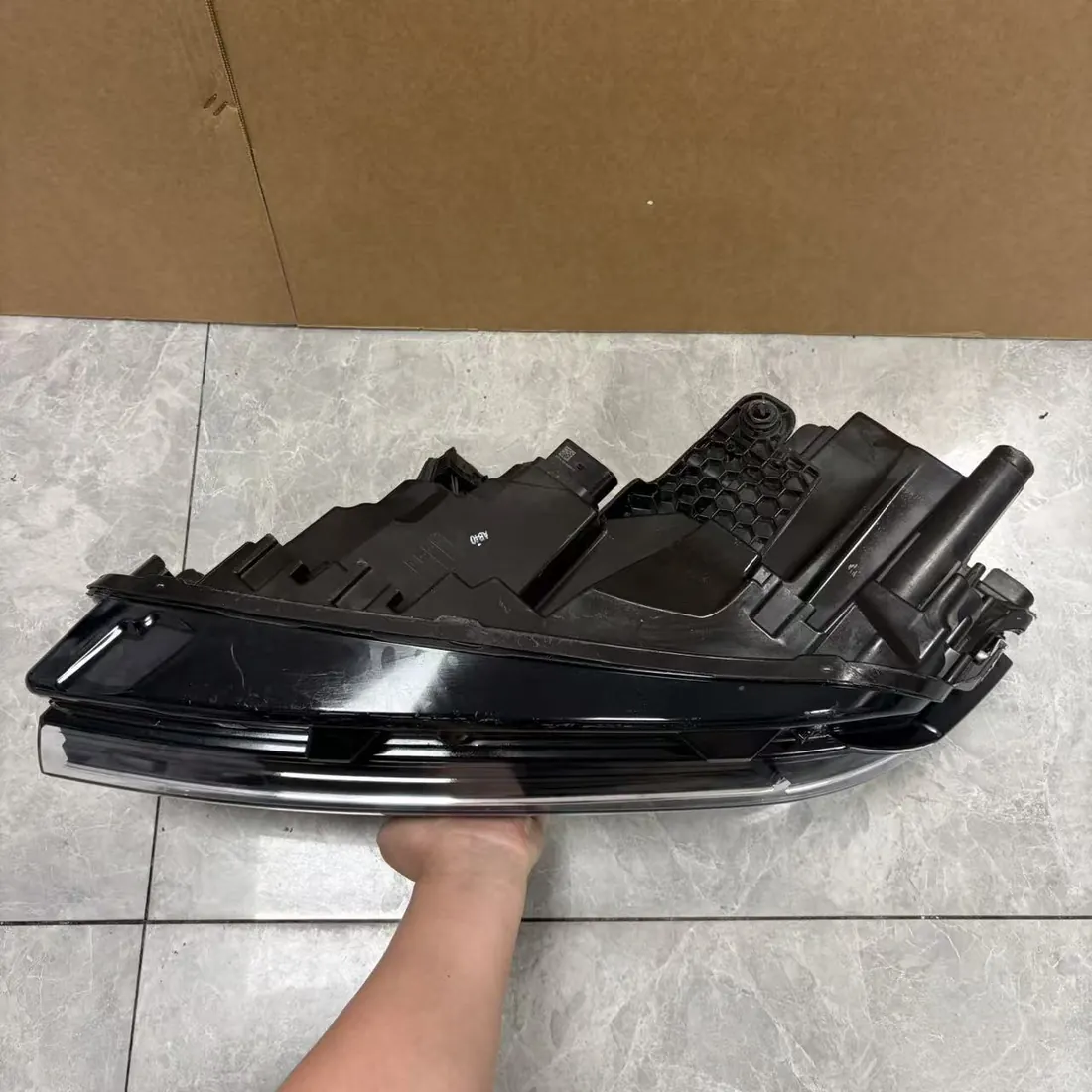 VW Touareg III CR Right Full LED AFS Headlight 761941036B No Modules thumbnail 4